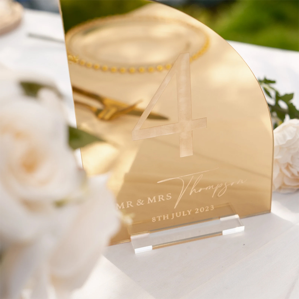 Personalisiertes Hochzeits-Bar – Table Number Gold Bewertung und Preis